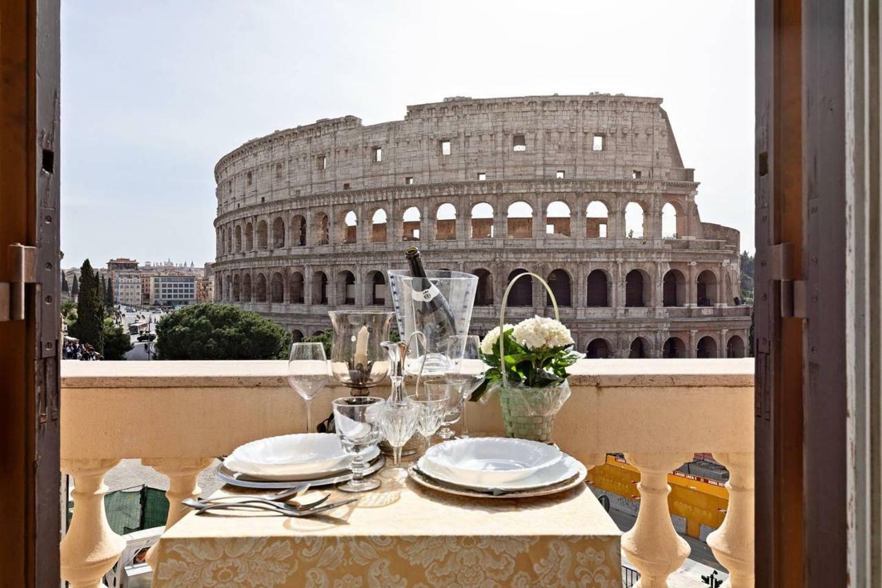 Апартаменты Jacuzzi In Front Of The Colosseum Рим Экстерьер фото